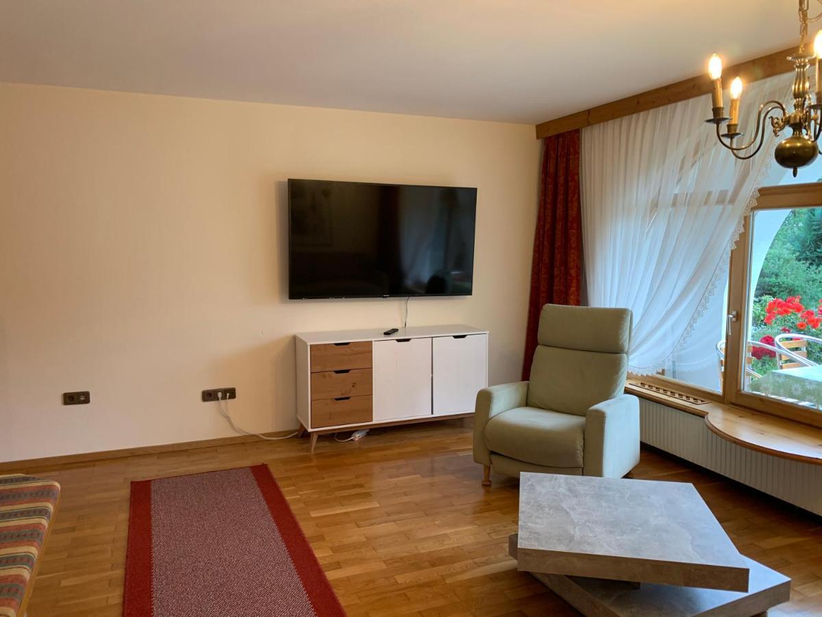 Ferienhaus Am Burgsee لاديس المظهر الخارجي الصورة