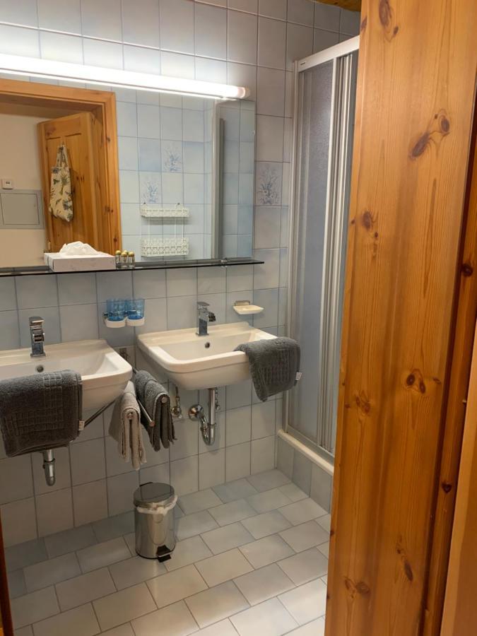Ferienhaus Am Burgsee لاديس المظهر الخارجي الصورة