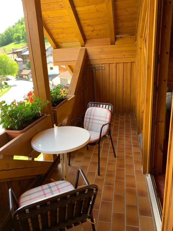 Ferienhaus Am Burgsee لاديس المظهر الخارجي الصورة