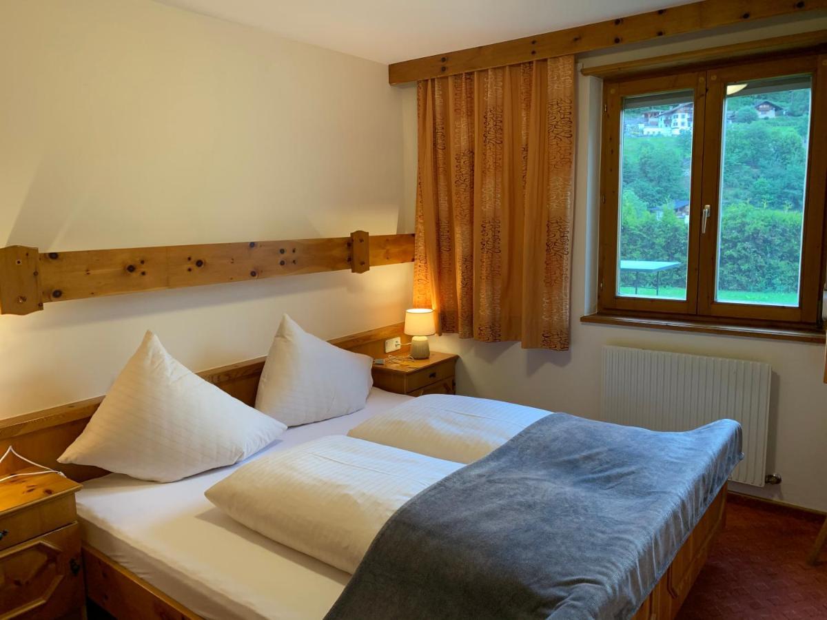 Ferienhaus Am Burgsee لاديس المظهر الخارجي الصورة